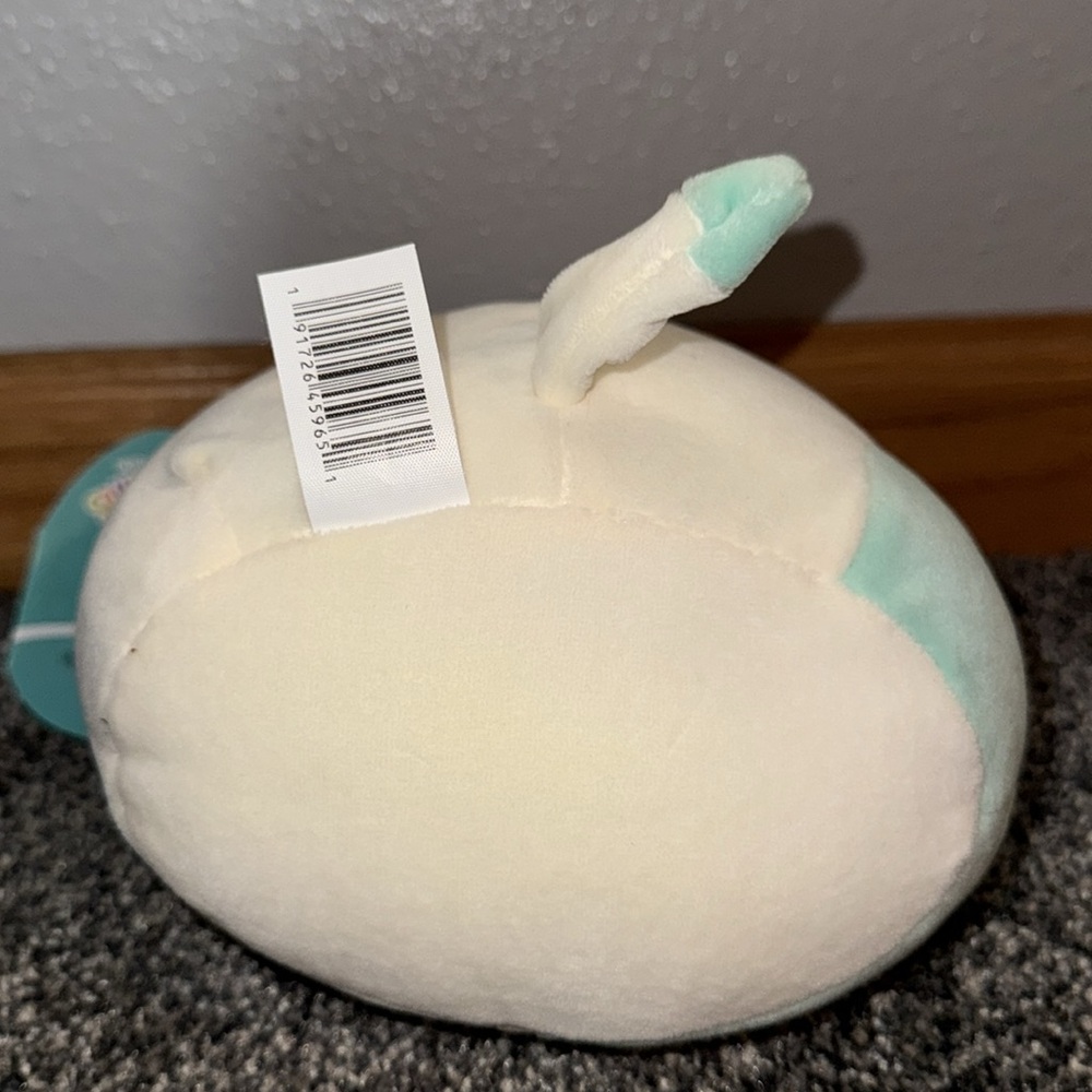 Belana NWT Cow Squishmallow 7” - Picture 3 of 5